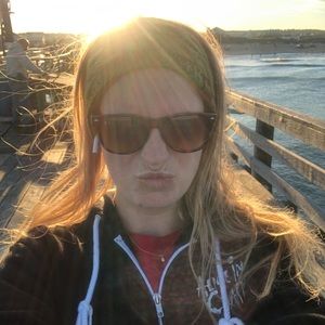 Meet your Posher, Haley